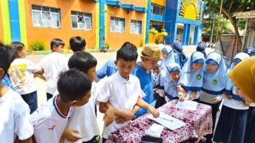 Pererat Silaturahmi, 82 Murid SD Muhammadiyah PK Solo Unjuk Kolaborasi di Salatiga