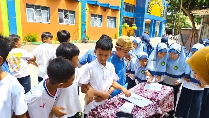 Pererat Silaturahmi, 82 Murid SD Muhammadiyah PK Solo Unjuk Kolaborasi di Salatiga