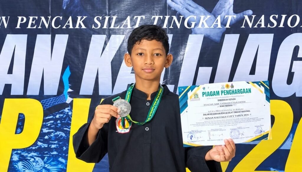 Dua Siswa SD Muhammadiyah Program Unggulan, Colomadu Juarai Pencak Silat Tingkat Nasional