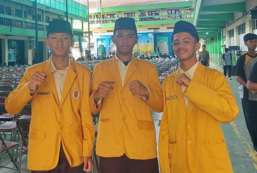 Tiga Kader IPM SMP Mutu Colomadu Ikut Musyda IPM Karanganyar