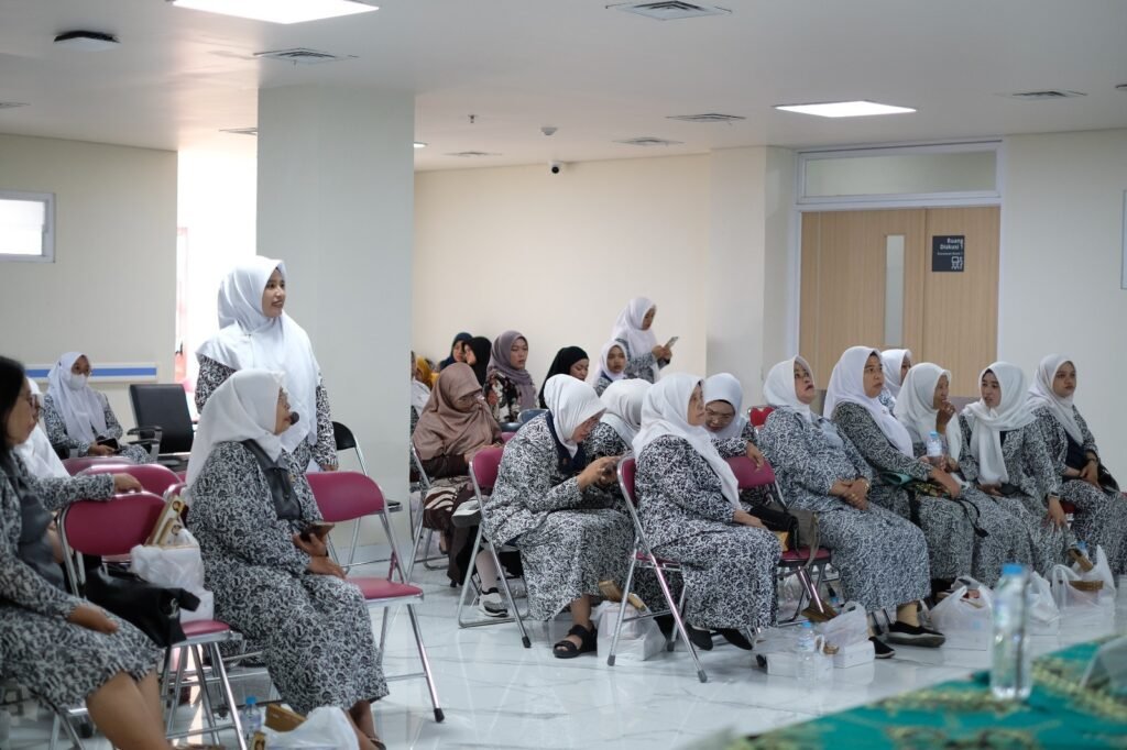 Rumah Sakit Universitas Muhammadiyah Surakarta (RS UMS) A.R. Fachrudin menjadi tuan rumah pertemuan rutin Ikatan Bidan Indonesia (IBI) Ranting XI Kecamatan Kartasura, Kabupaten Sukoharjo, Kamis (22/10/2026).