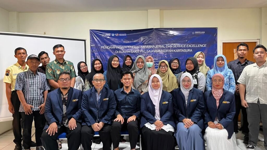 Program Studi Magister Administrasi Rumah Sakit (MARS) Fakultas Kedokteran Universitas Muhammadiyah Surakarta (UMS) mendampingi RS PKU Muhammadiyah Kartasura untuk memperkuat tata kelola manajemen dan meningkatkan mutu pelayanan kesehatan.