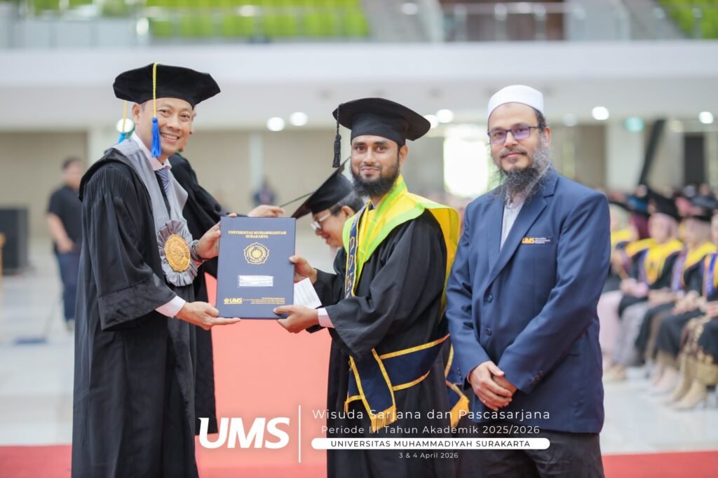 Konsistensi dalam penelitian dan publikasi mengantarkan alumnus Fakultas Agama Islam (FAI) Universitas Muhammadiyah Surakarta (UMS), Mahmudulhassan atau Hasan, meraih World Rank 4 in Education and Islamic Studies dalam Scholar Index Top 1000 Scholar 2026.