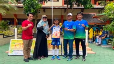 Tim Futsal SD Mapan Juara I dan Best Player Turnamen LSBO PDM Solo