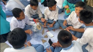 Tim P2M UMS Kenalkan Prinsip 3R kepada Siswa MI Muhammadiyah Gedongan