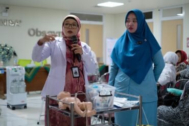RS UMS A.R. Fachrudin dan IBI Kartasura Gelar Edukasi Resusitasi Bayi